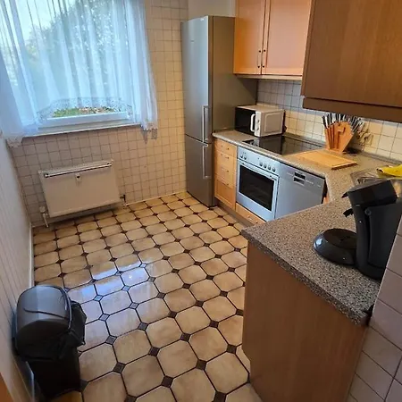 Apartment 5 Beds Close To Dus Airport